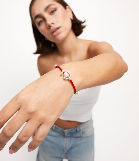 Bracciale in filo rosso con perla shell assortimento placcato argento Sterling.